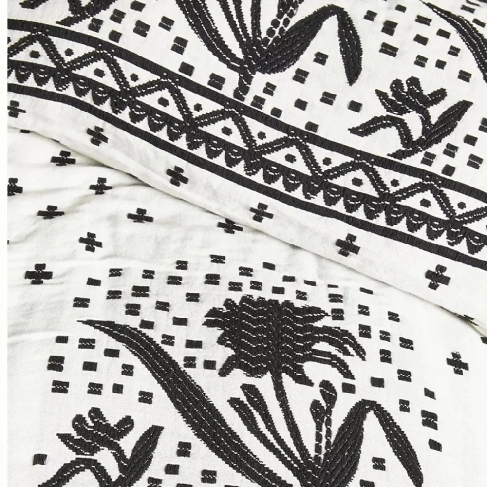Anthropologie Jacquard-Woven Jeanette Duvet Cover King NWT